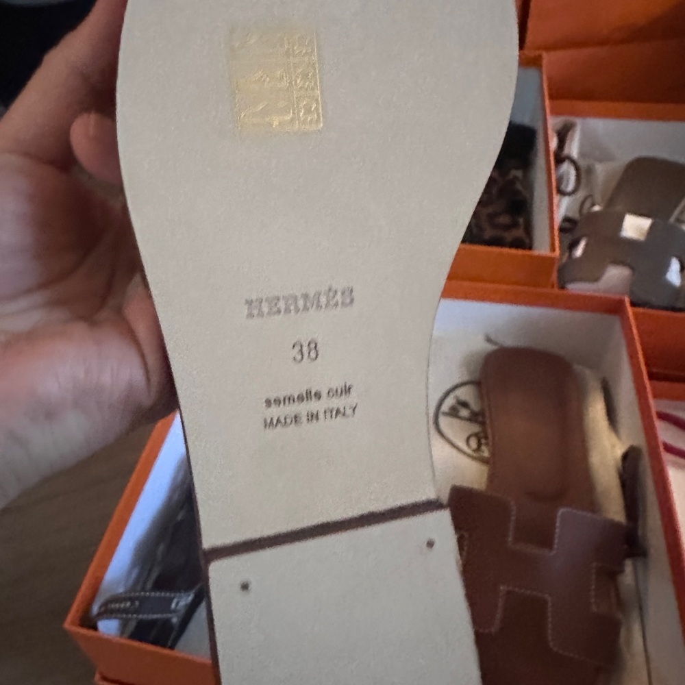 Hermès Oran Sandals – Brown Leather | Size 38 | Full Set | BNIB - Picture 5 of 12